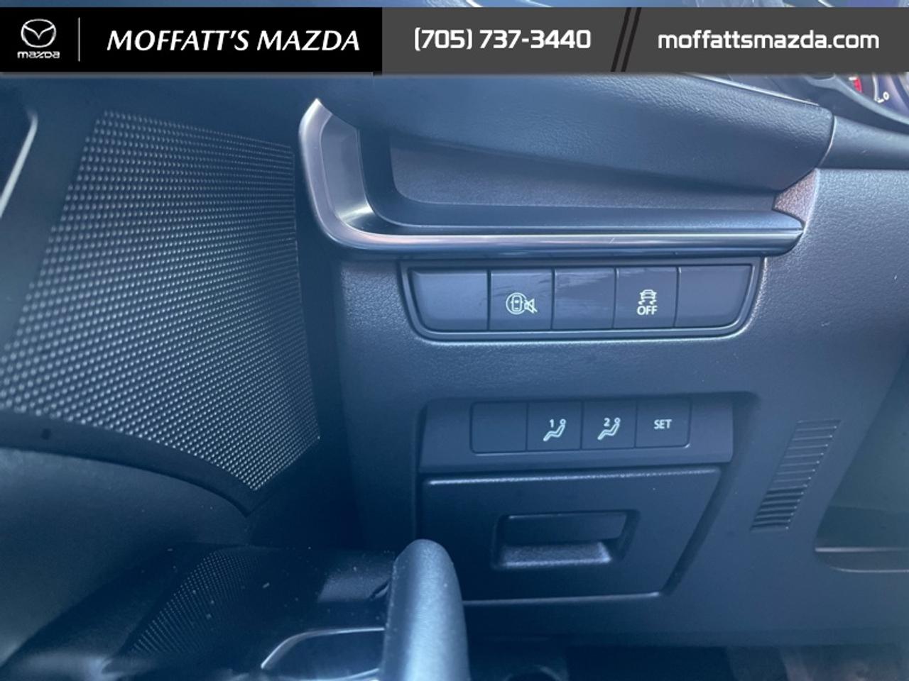 2025 Mazda Mazda3 Sport GS Photo