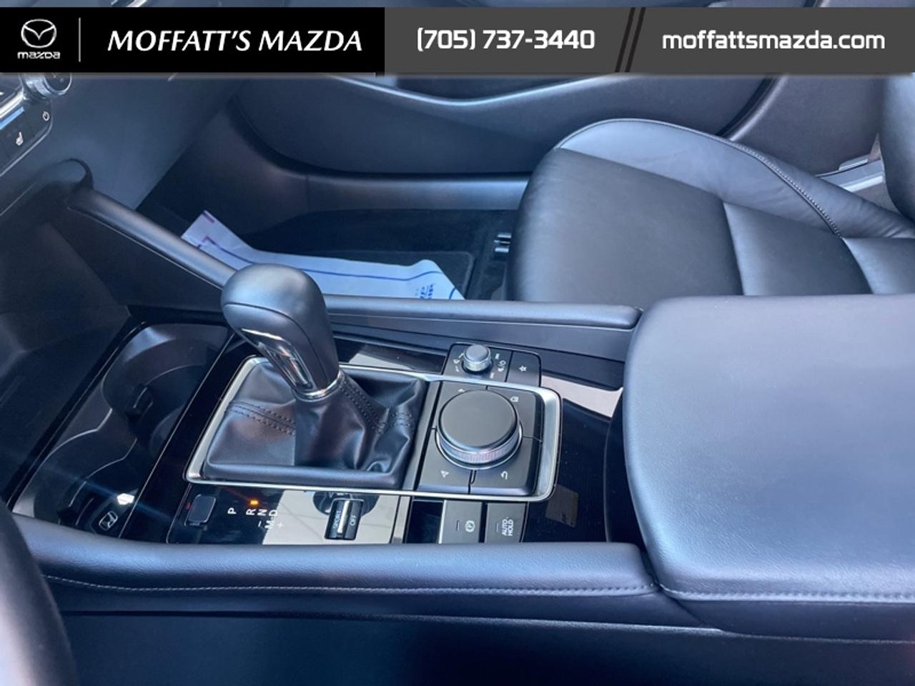 2025 Mazda Mazda3 Sport GS Photo