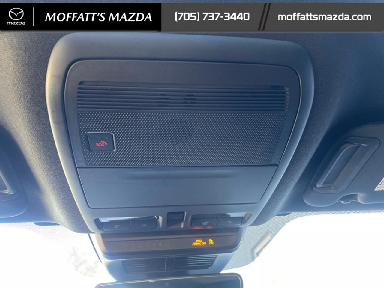 2025 Mazda Mazda3 Sport GS Photo