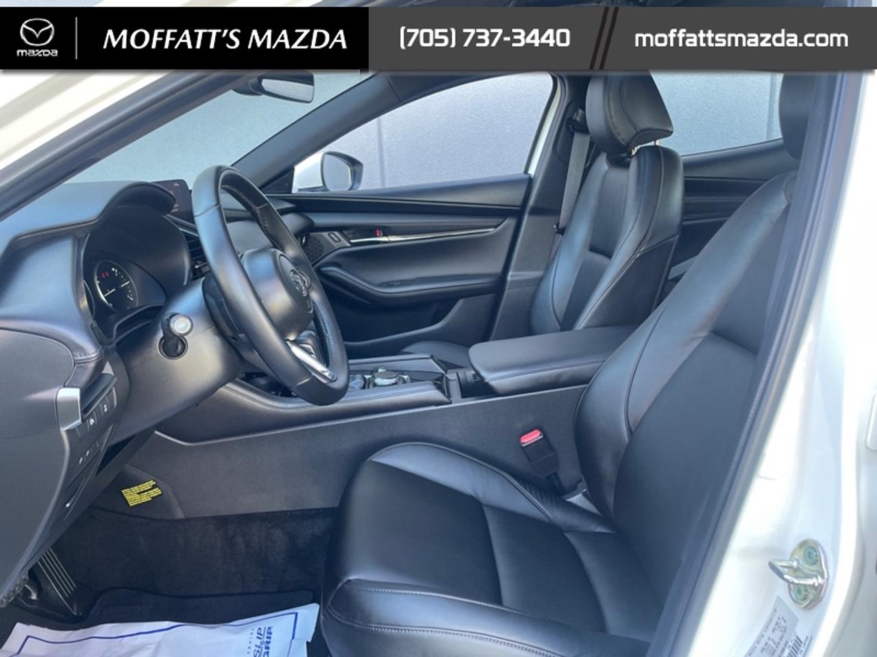 2025 Mazda Mazda3 Sport GS Photo