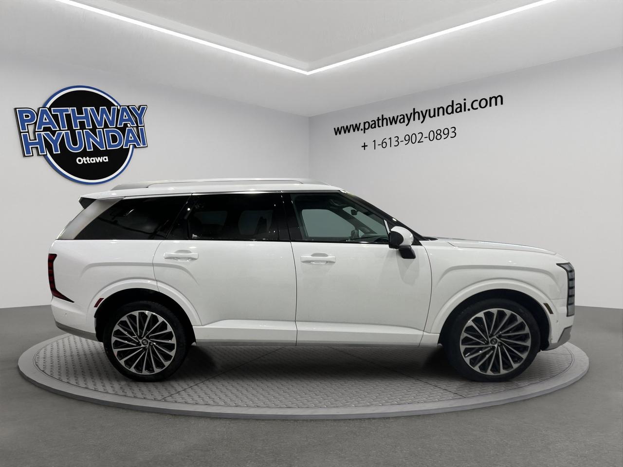 2027 Hyundai Palisade Hybrid Ultimate Calligraphy Photo2