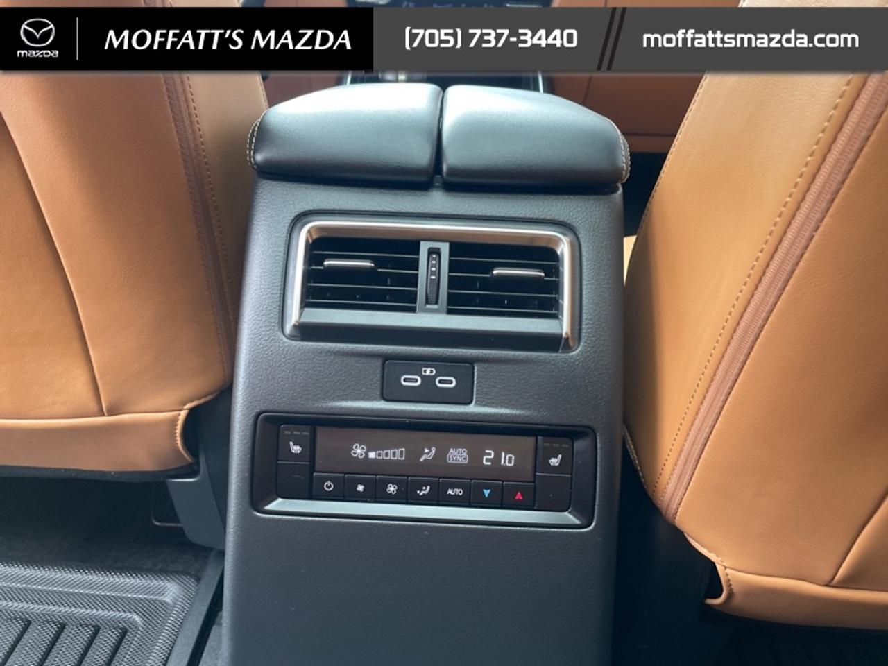 2025 Mazda CX-70 MHEV Signature Photo