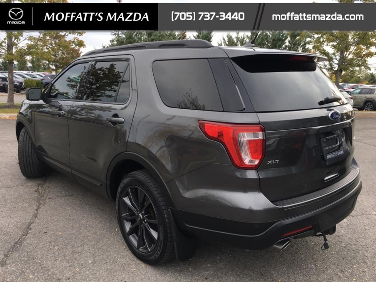 2018 Ford Explorer XLT Photo2