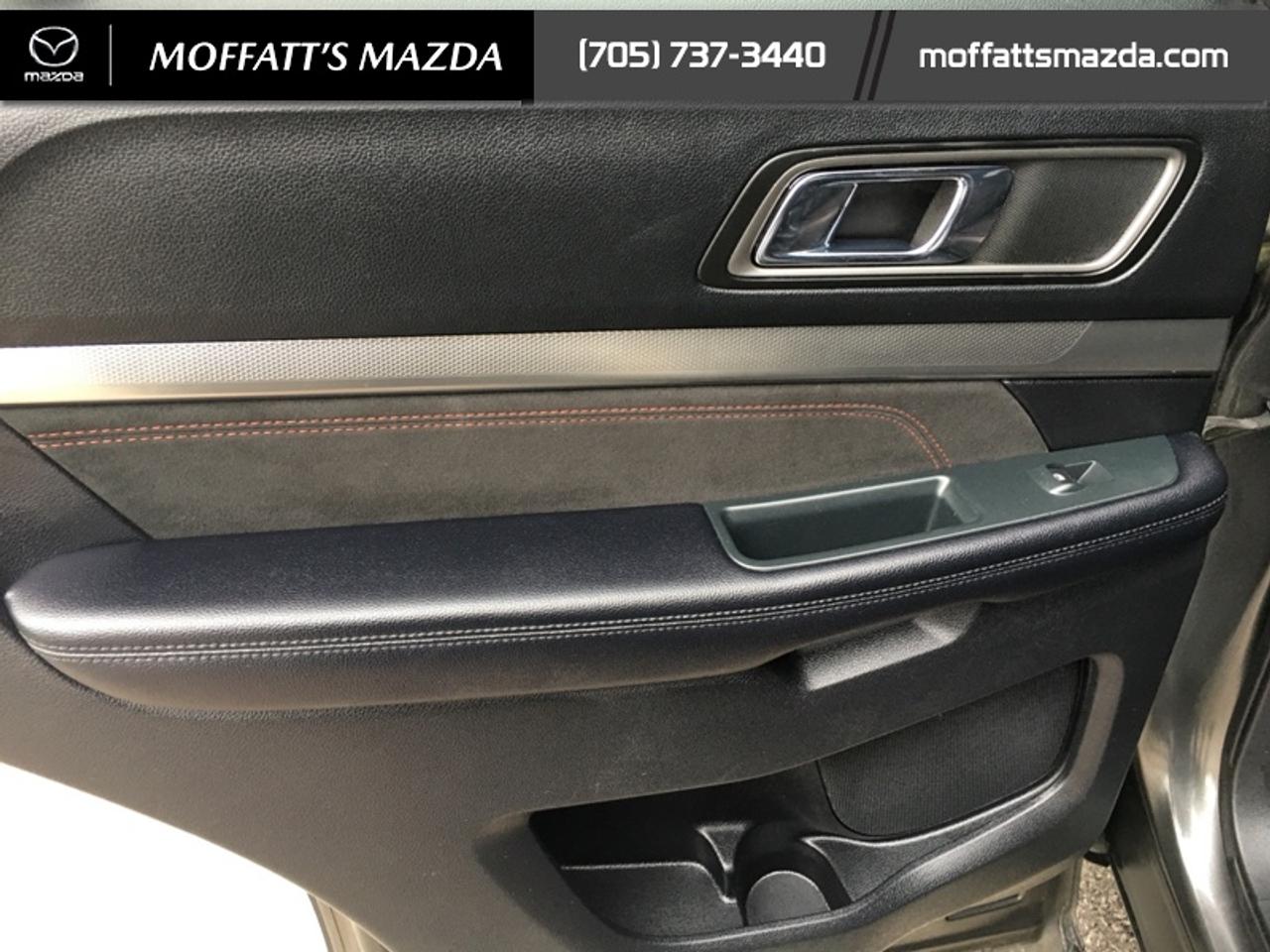 2018 Ford Explorer XLT Photo
