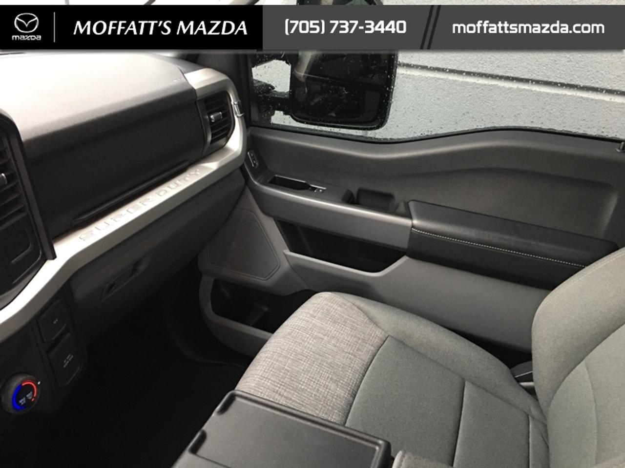 2024 Ford F-250 SUPER DUTY XLT Photo