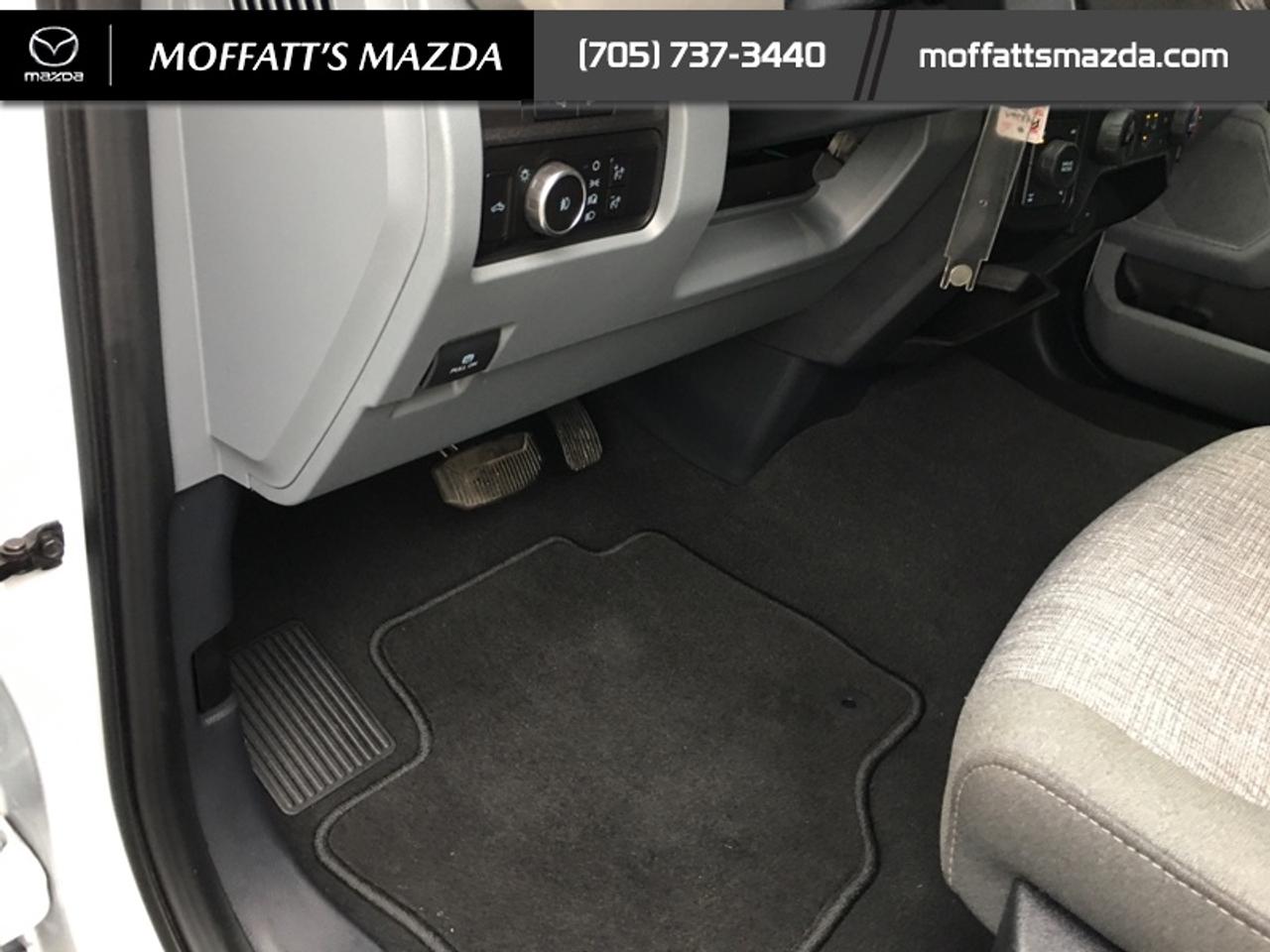 2024 Ford F-250 SUPER DUTY XLT Photo