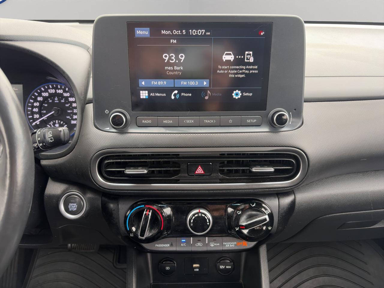 2022 Hyundai KONA Preferred | Heated Seats & Wheel | Sunroof | | Adaptive Cruise Control | Remote Engine Start | Photo