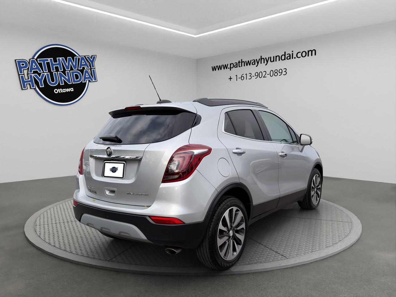 2018 Buick Encore Essence | Cross-Traffic Alert | Blind Spot Monitor | Navigation System | Cruise Control Photo3