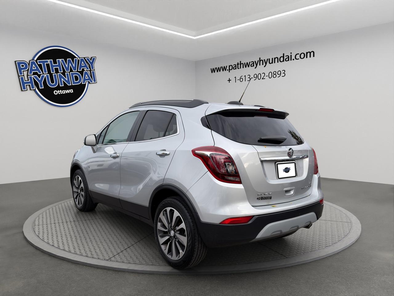 2018 Buick Encore Essence | Cross-Traffic Alert | Blind Spot Monitor | Navigation System | Cruise Control Photo