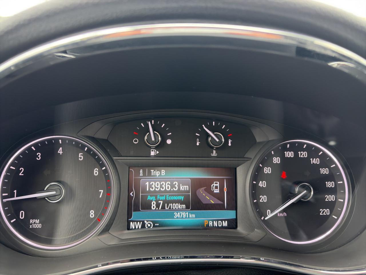2018 Buick Encore Essence | Cross-Traffic Alert | Blind Spot Monitor | Navigation System | Cruise Control Photo