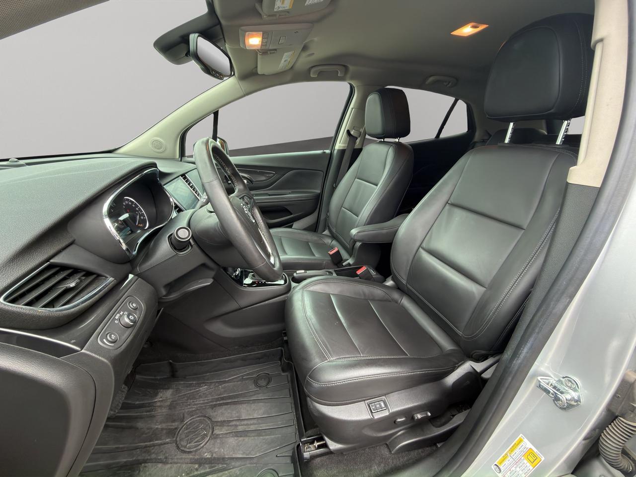 2018 Buick Encore Essence | Cross-Traffic Alert | Blind Spot Monitor | Navigation System | Cruise Control Photo