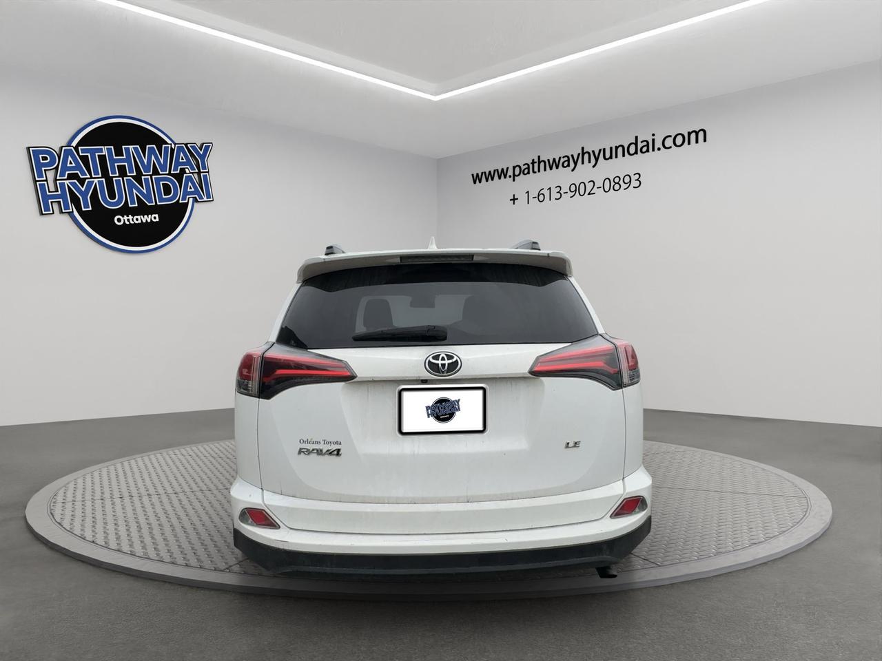 2017 Toyota RAV4 LE | Reverse Cam | Pre-Collision System | Lane Departure Alert Photo4