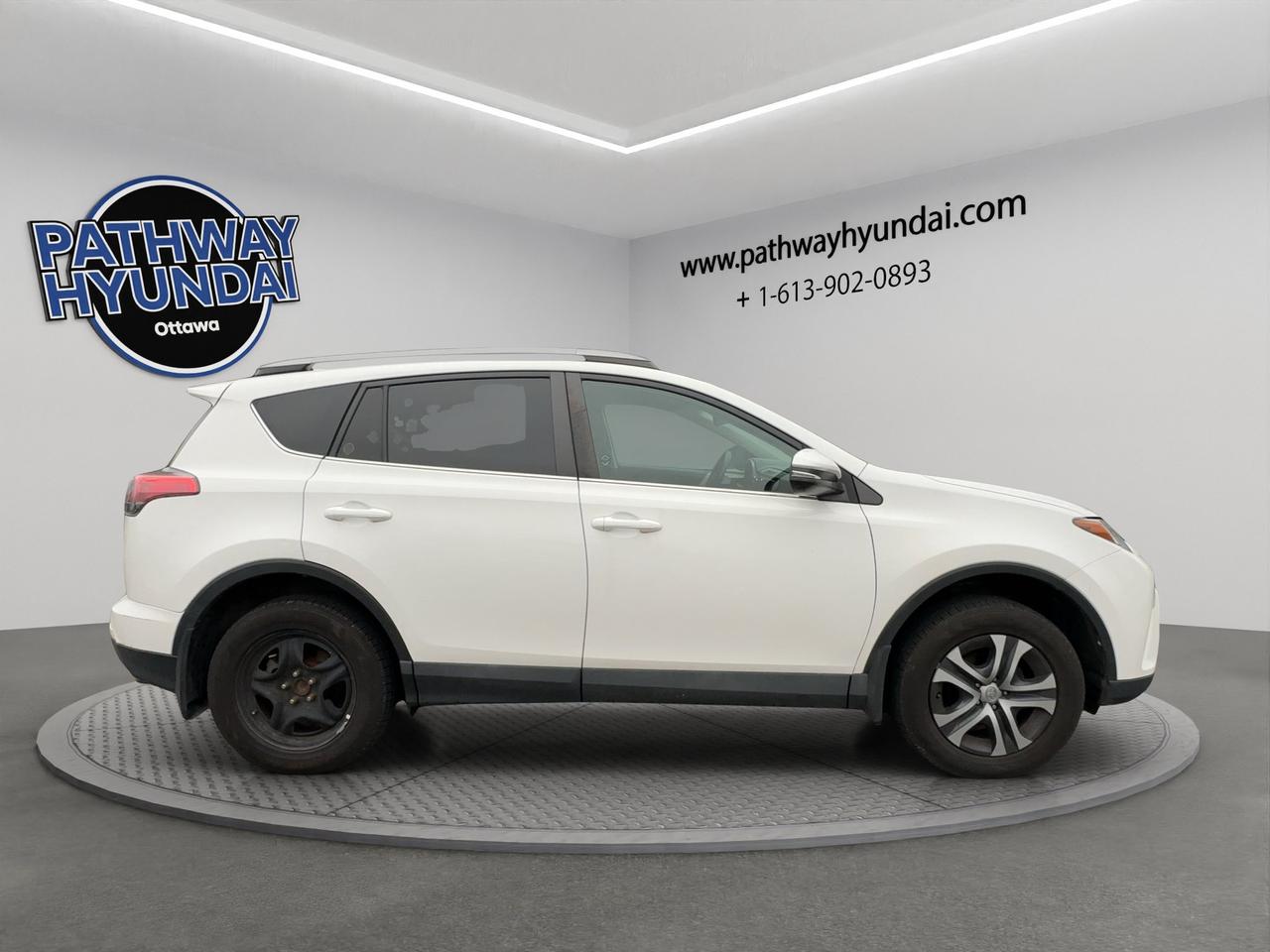 2017 Toyota RAV4 LE | Reverse Cam | Pre-Collision System | Lane Departure Alert Photo2