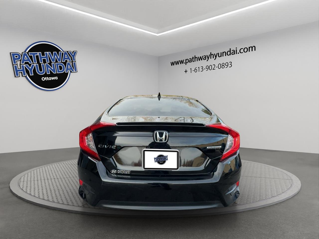 2017 Honda Civic Sedan Touring | Lane Keep Assist | Keyless Entry & Keyless Start Photo4