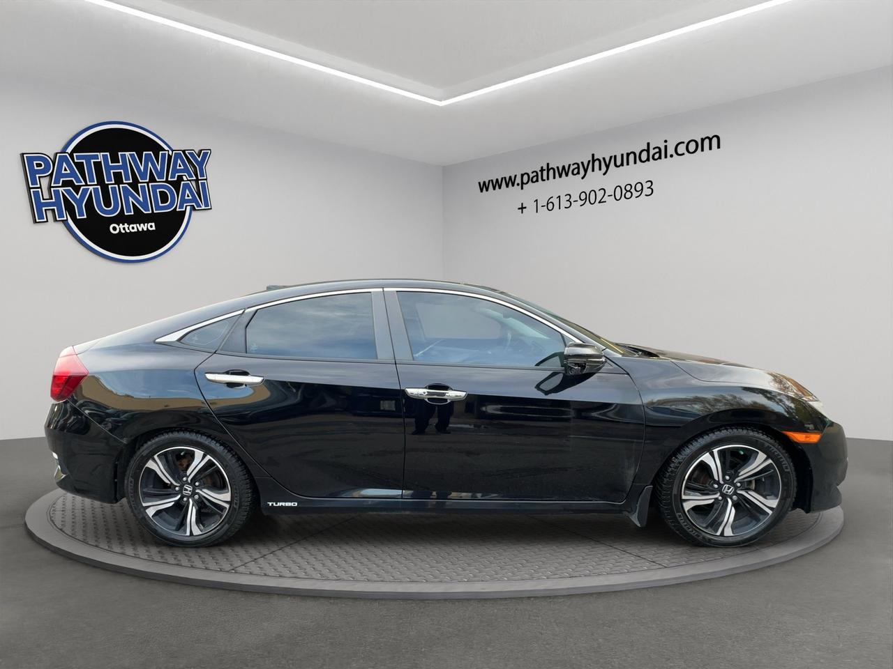 2017 Honda Civic Sedan Touring | Lane Keep Assist | Keyless Entry & Keyless Start Photo2