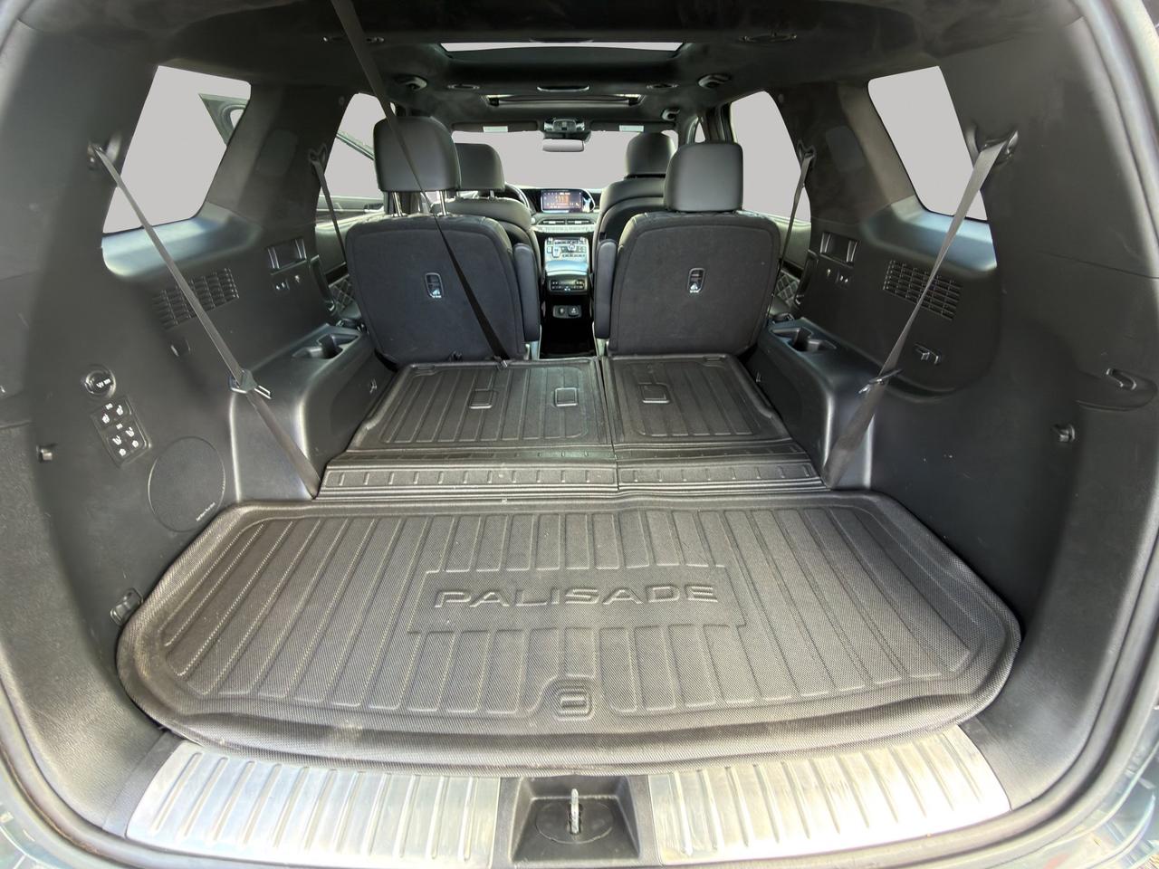 2022 Hyundai PALISADE Ultimate Calligraphy | Blind Spot Monitor | Lane Departure Warning | Adaptive Cruise Control | Photo