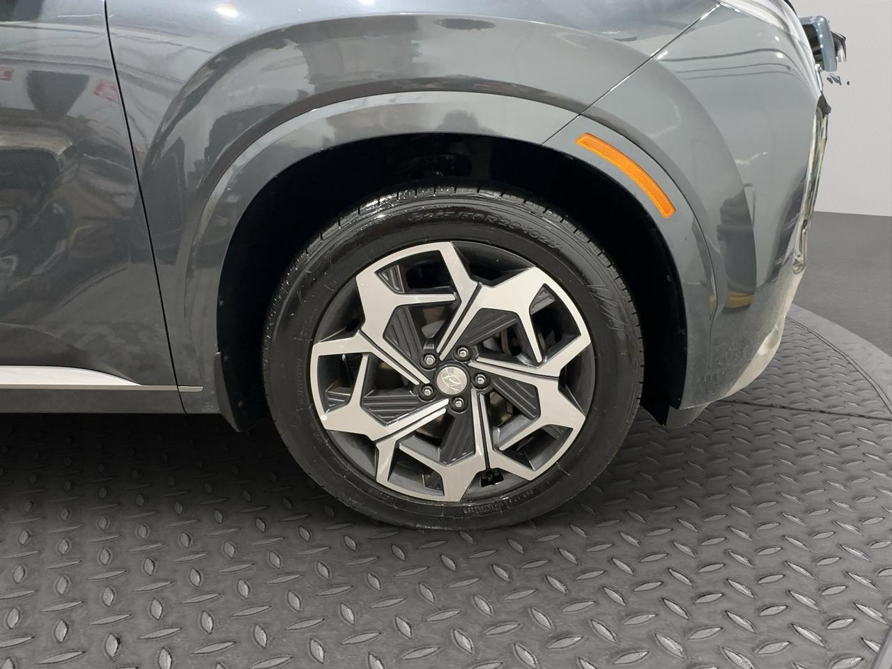 2022 Hyundai PALISADE Ultimate Calligraphy | Blind Spot Monitor | Lane Departure Warning | Adaptive Cruise Control | Photo1