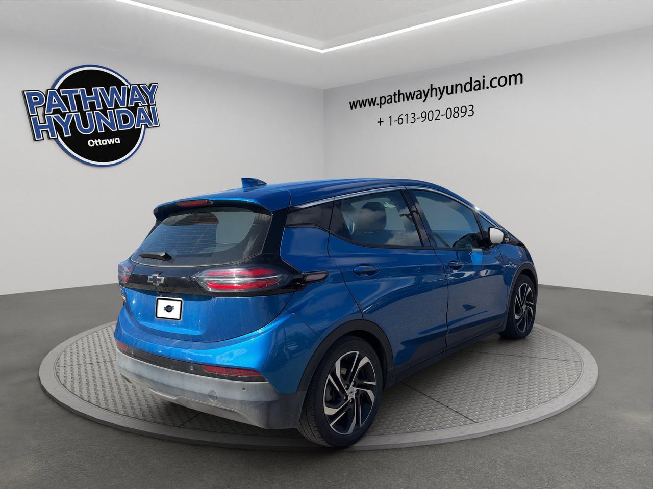 2023 Chevrolet Bolt EV 1LT | Lane Keep Assist | Lane Departure Warning | Cross Traffic Alert | Front Collison Warning Photo