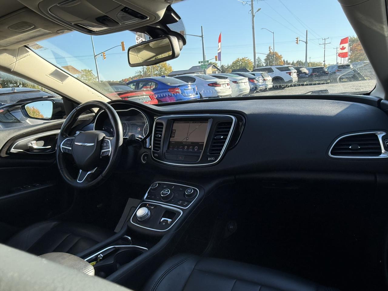 2016 Chrysler 200 C Photo