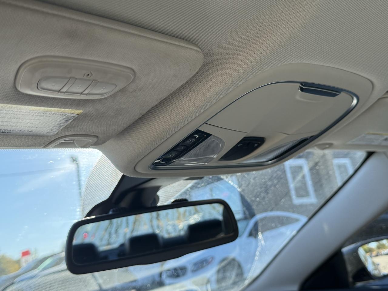 2016 Chrysler 200 C Photo