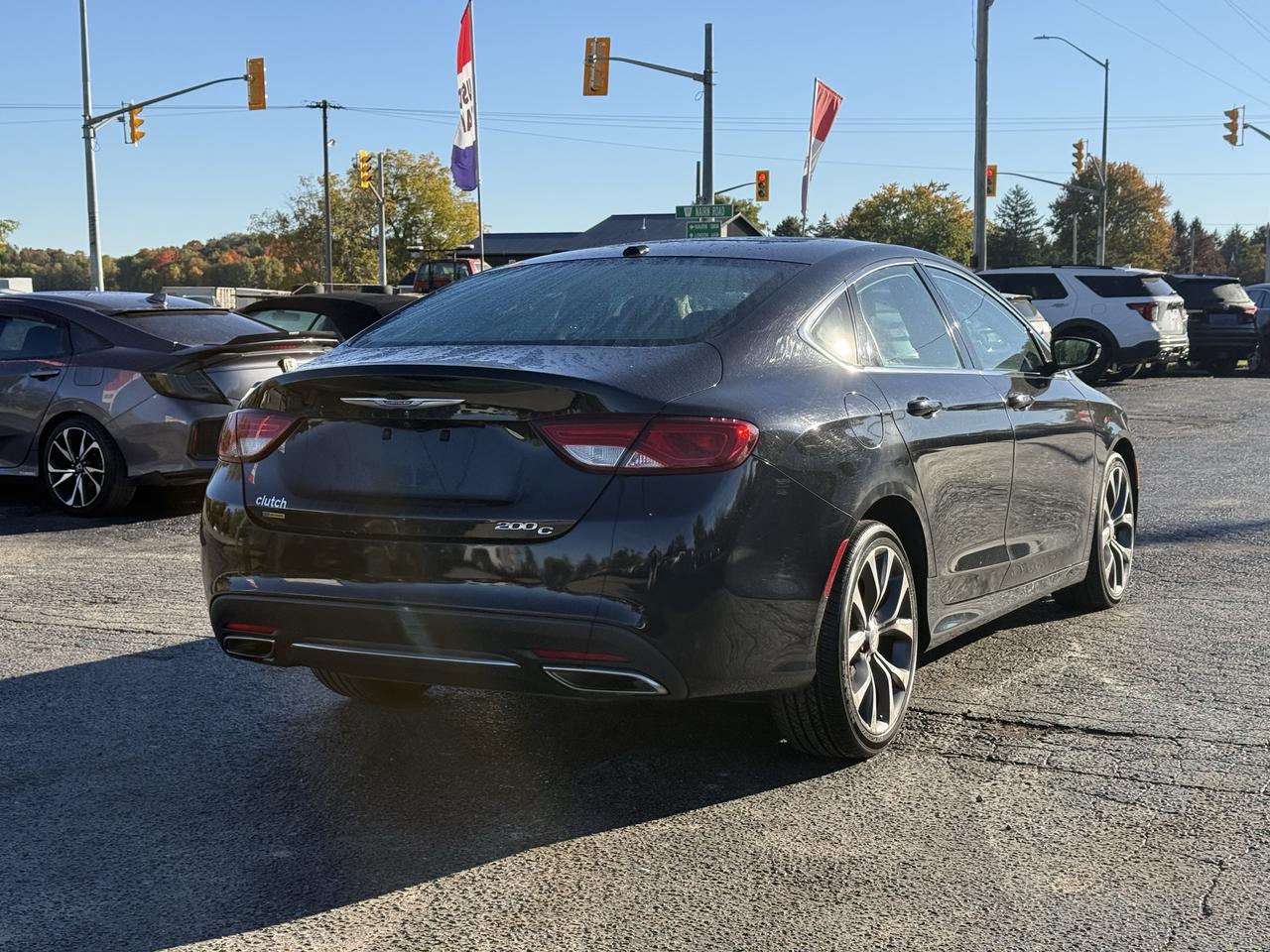 2016 Chrysler 200 C Photo2