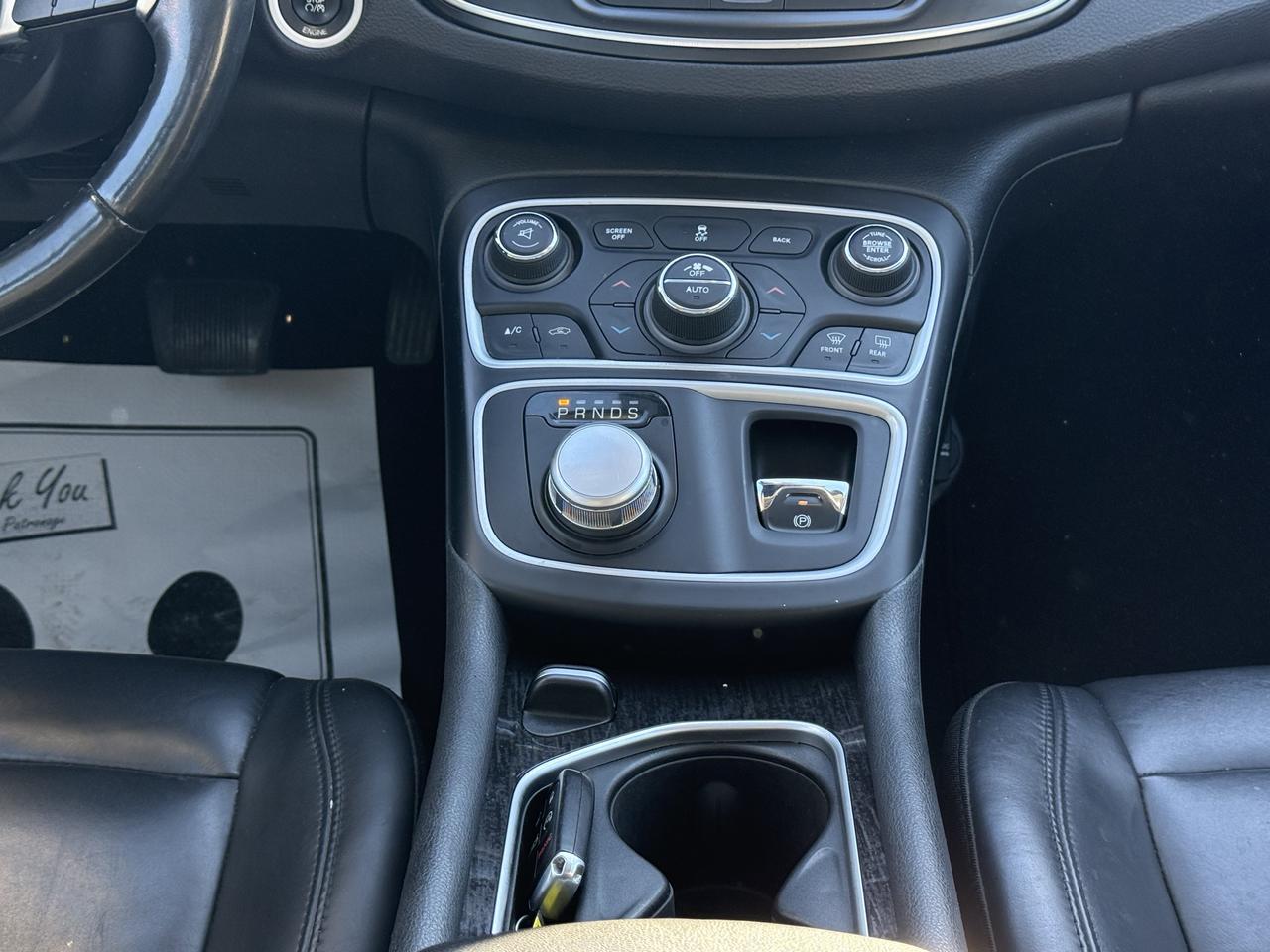2016 Chrysler 200 C Photo