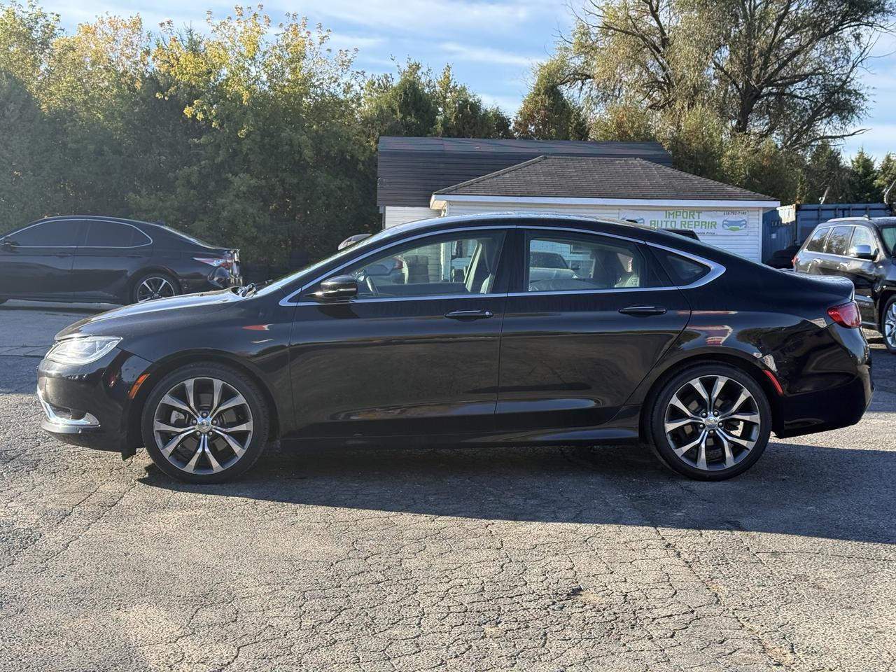 2016 Chrysler 200 C Photo