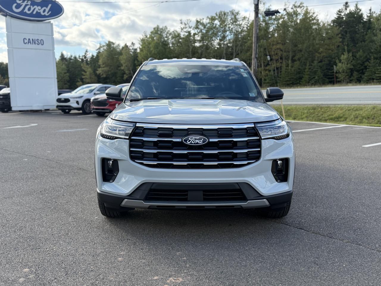2027 Ford Explorer Active w/200A Pkg 4WD Photo1