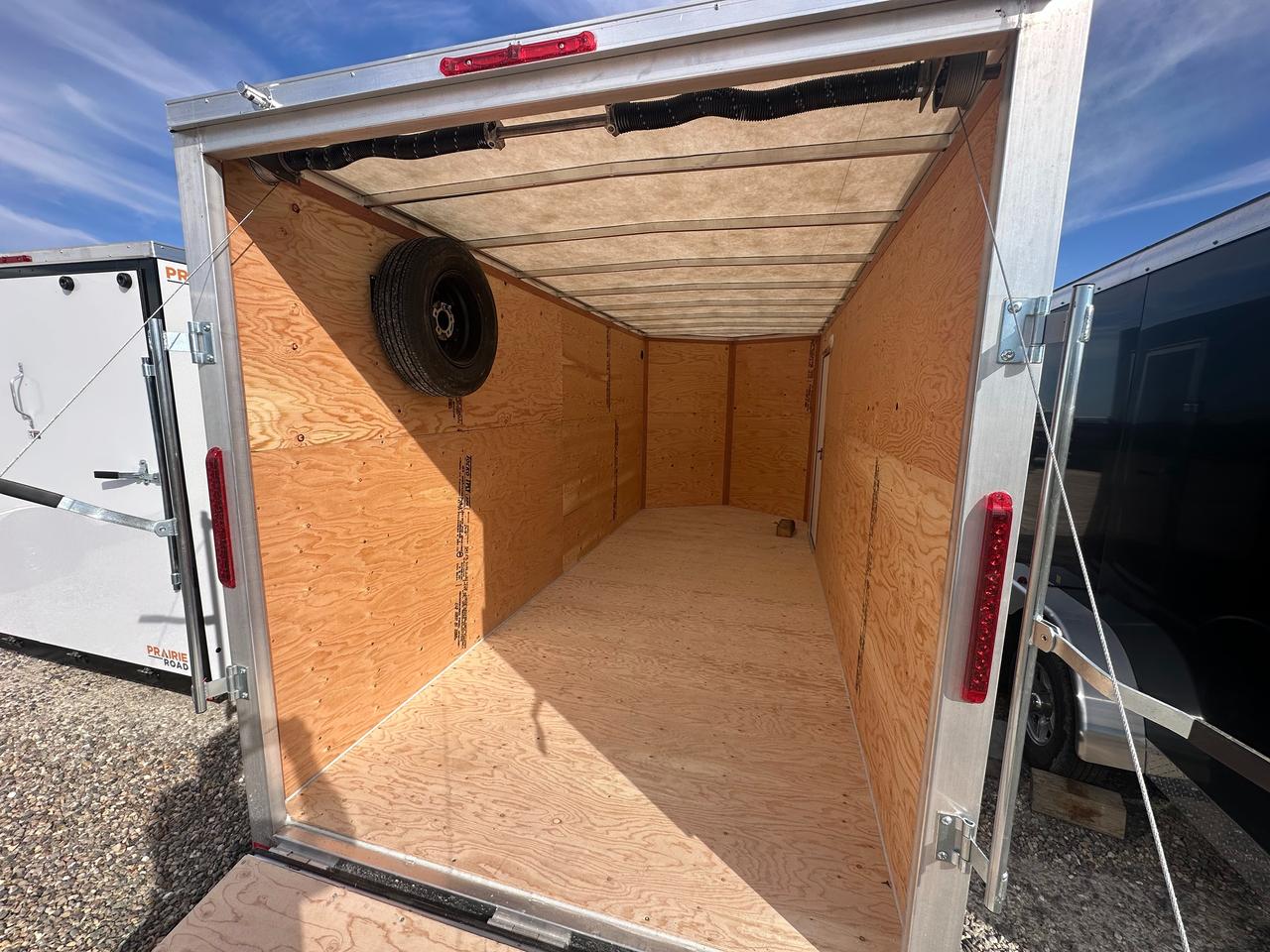 2027 Rainbow Enclosed Cargo 7 x 16' Aluminum Rainbow Excursion Ramp Door Photo