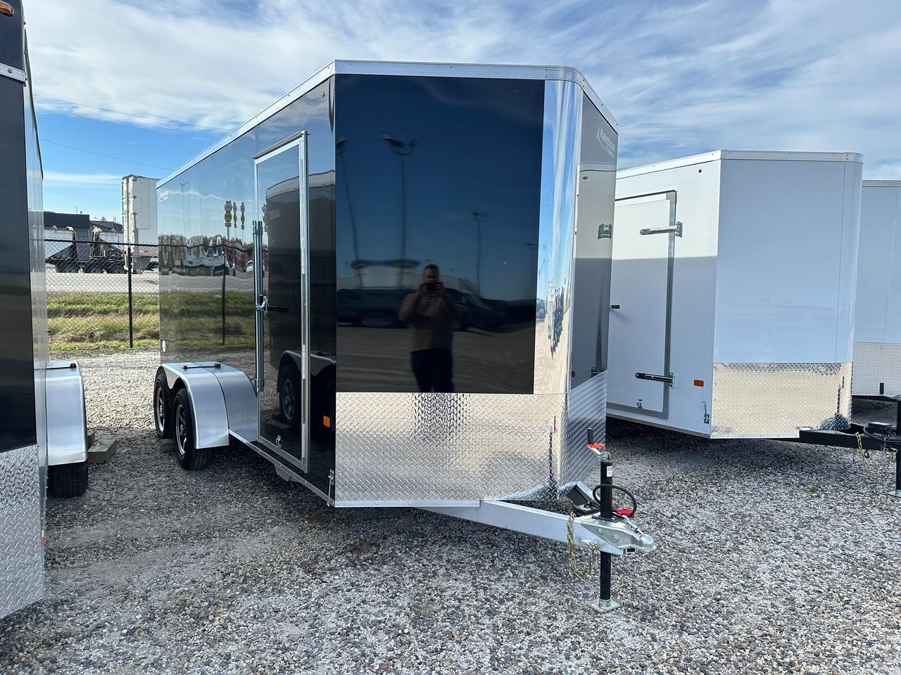 2027 Rainbow Enclosed Cargo 7 x 16' Aluminum Rainbow Excursion Ramp Door Photo