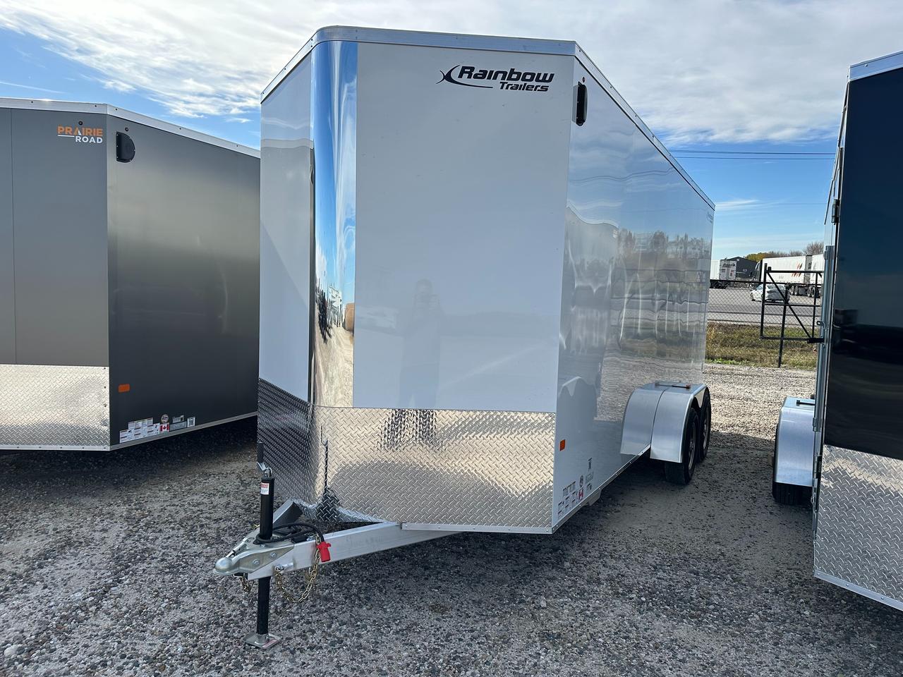 2027 Rainbow Enclosed Cargo 7 x 18 Aluminum Excursion Ramp Door Photo1