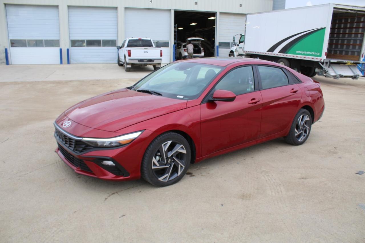 2025 Hyundai Elantra Preferred IVT w/Tech Pkg, Htd cloth, S/R, NAV, BUC - Photo #1