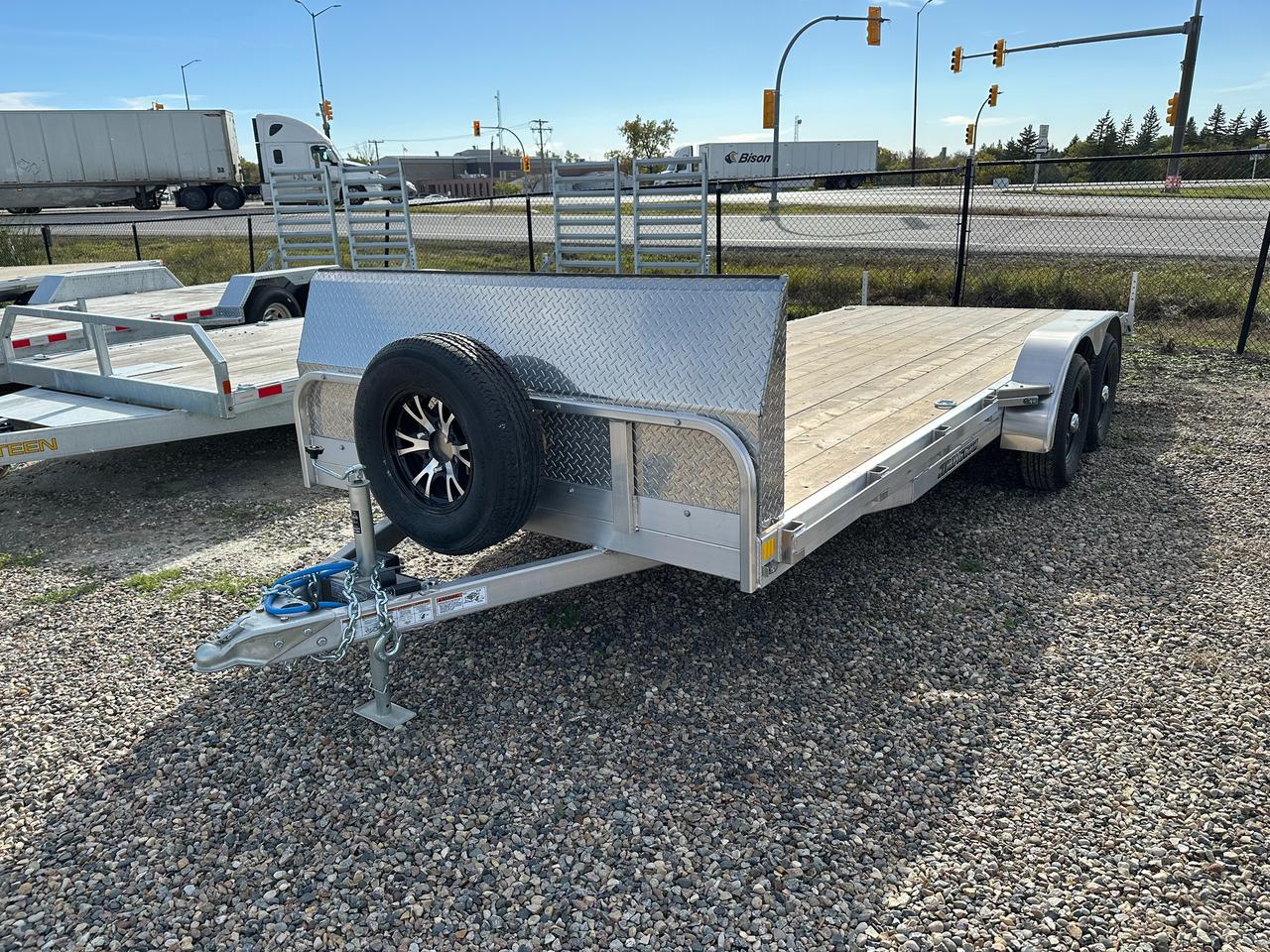 2027 Stronghaul Open Deck 82" x 20' Stronghaul Open Deck Photo