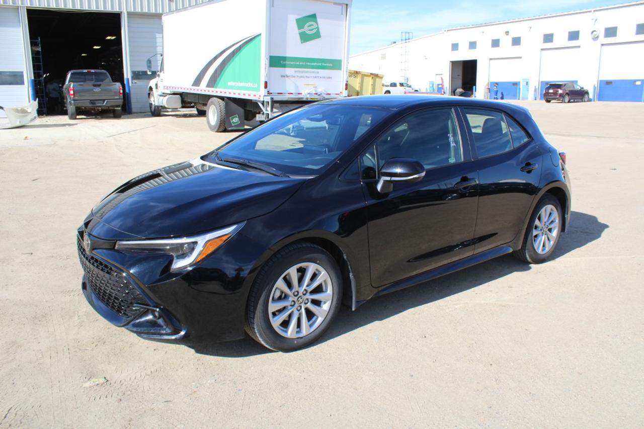 2026 Toyota Corolla SE w/Htd cloth, BUC - Photo #1