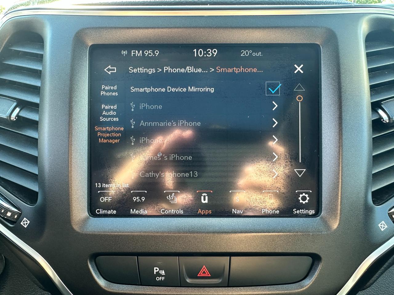 2020 Jeep Cherokee TrailhawkElite4x4 HTD/CLD-LTH PanoRoof PwrGate NAV Photo