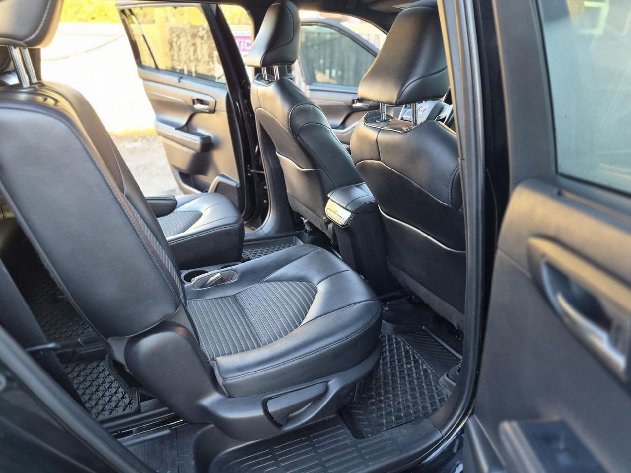 2022 Toyota Highlander XSE AWD Photo