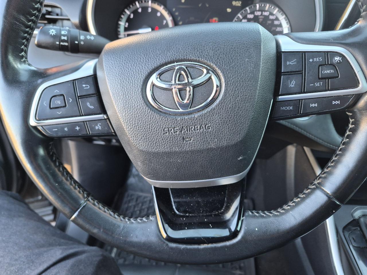 2022 Toyota Highlander XSE AWD Photo