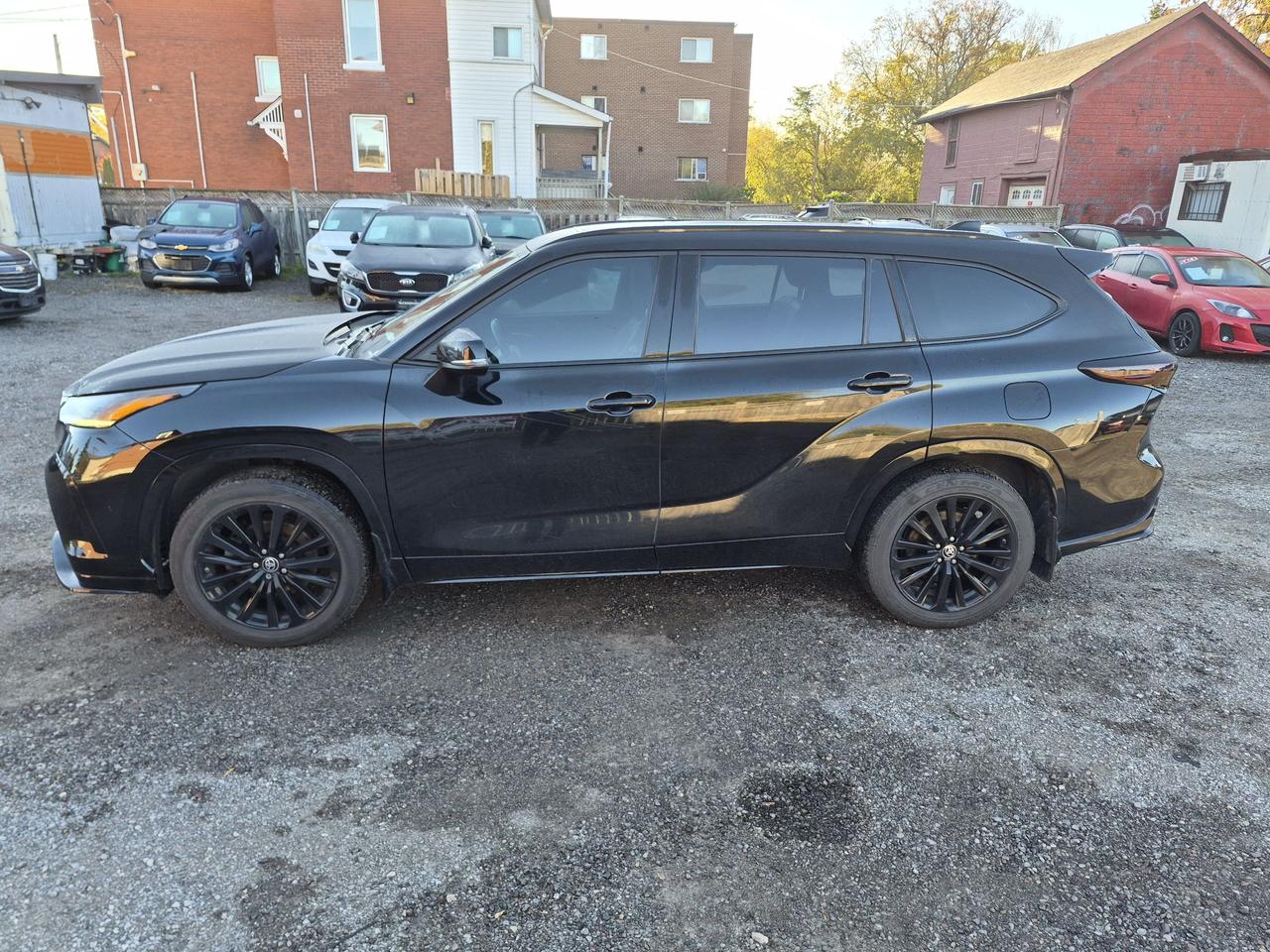 2022 Toyota Highlander XSE AWD Photo5