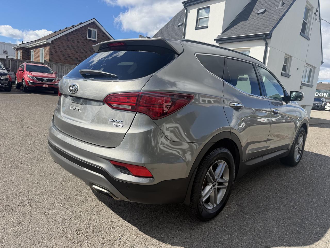 2017 Hyundai Santa Fe Sport Premium | AWD Photo