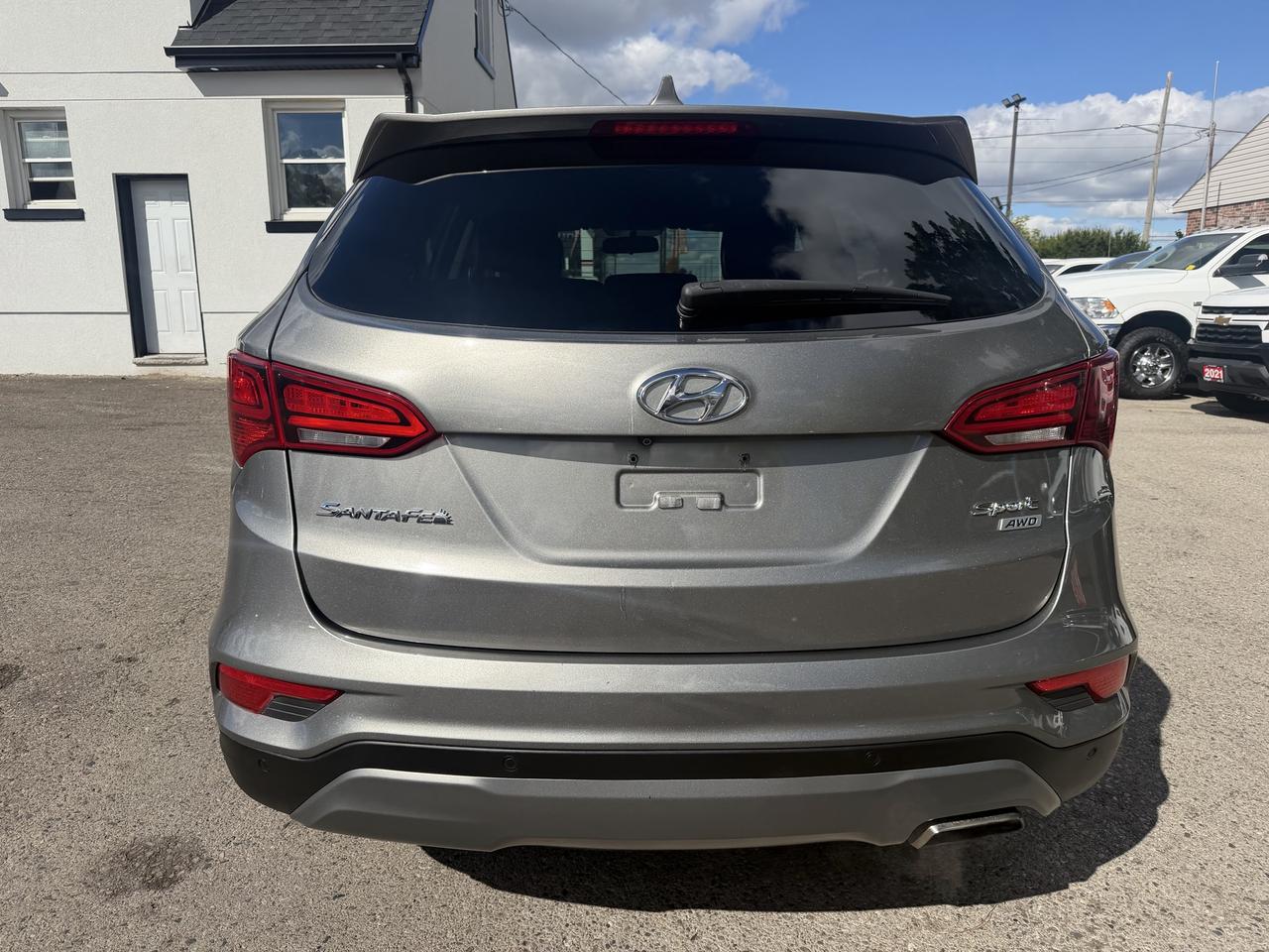 2017 Hyundai Santa Fe Sport Premium | AWD Photo