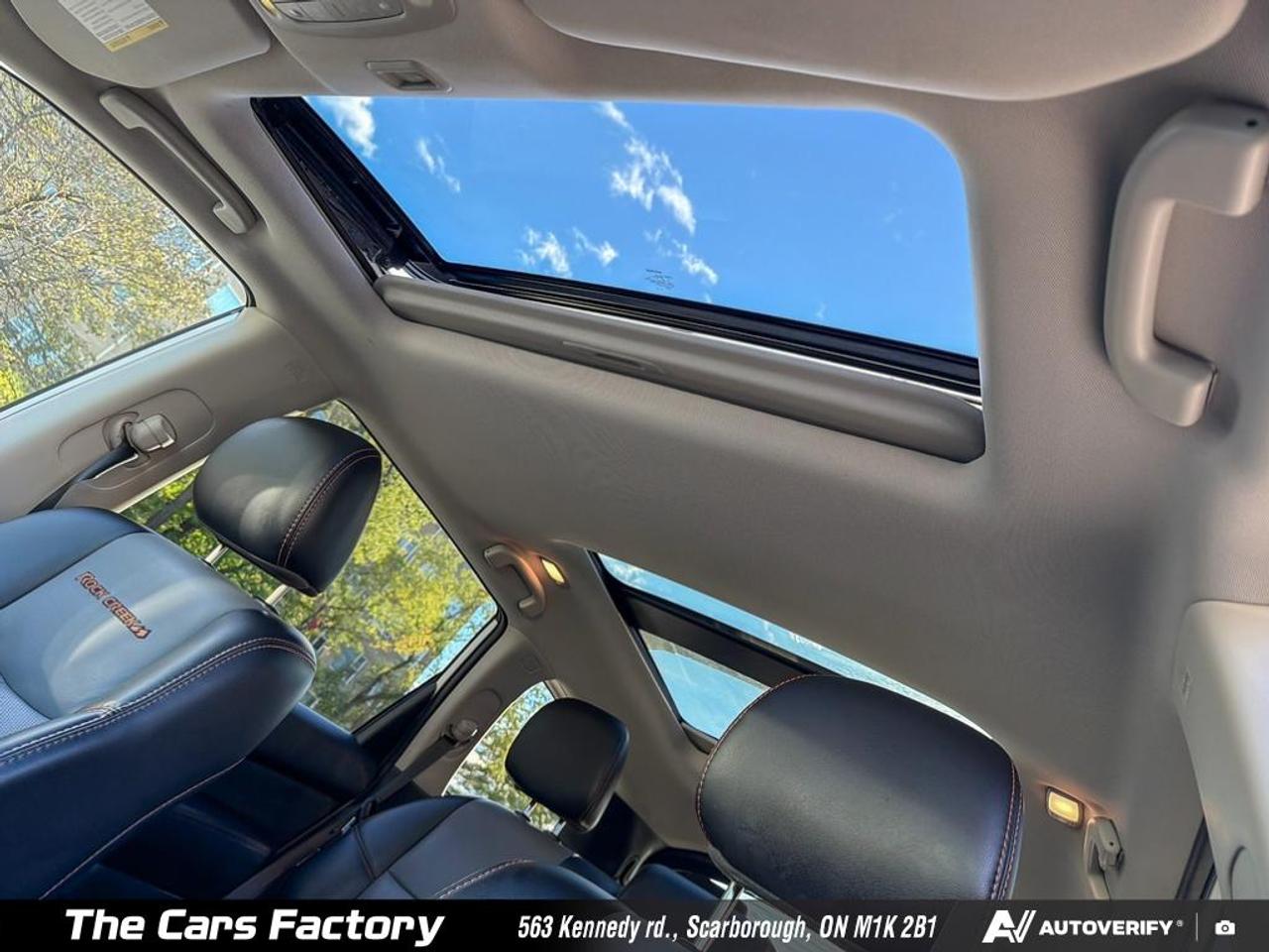 2019 Nissan Pathfinder SL ROCK CREEK 360 Camera 7-PASS / No Accident! Photo