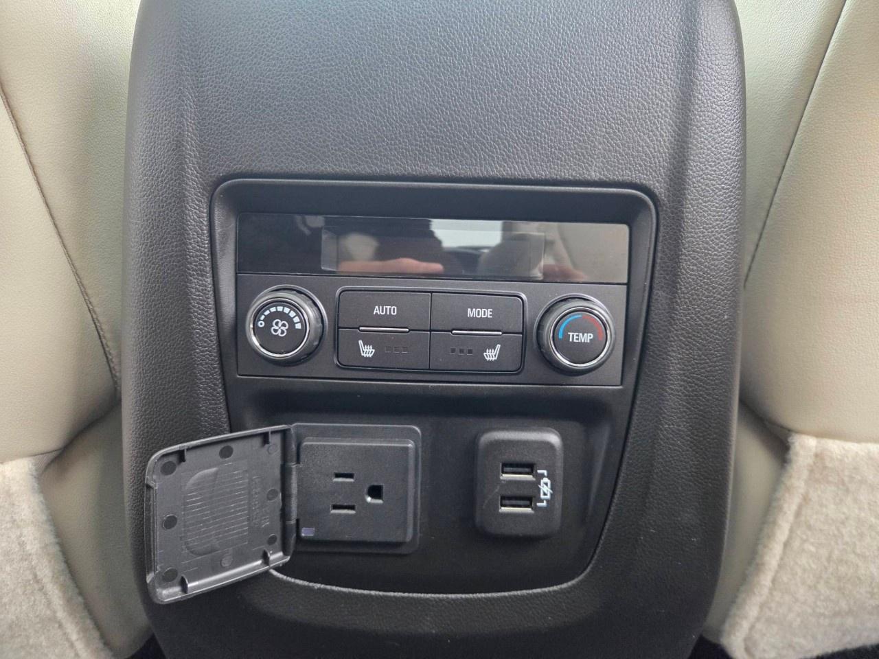 2023 Buick Enclave Premium AWD Photo