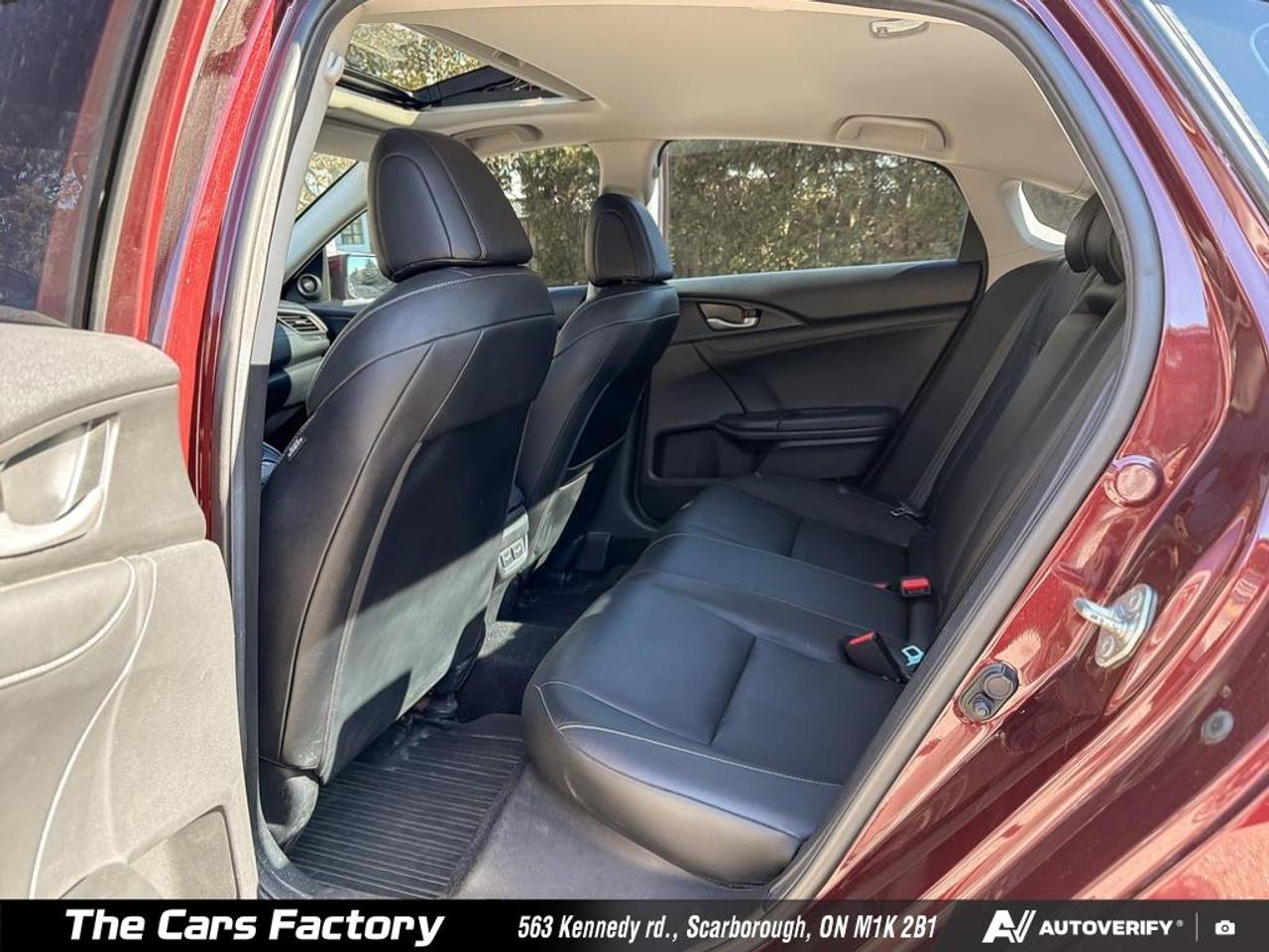 2019 Honda Insight Touring HYBRID Leather / S.Roof / Apple Carplay! Photo