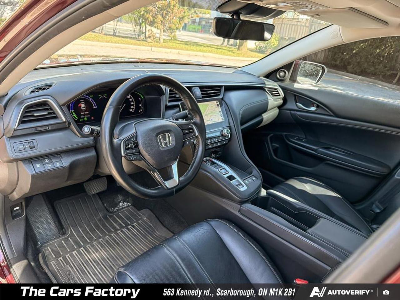 2019 Honda Insight Touring HYBRID Leather / S.Roof / Apple Carplay! Photo