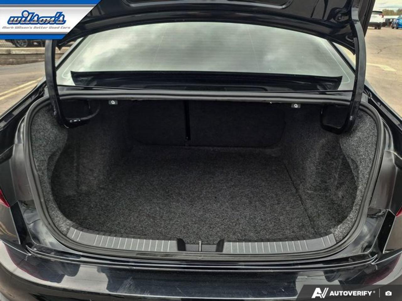 2025 Volkswagen Jetta Comfortline | Sport Package | Leather | Sunroof | Remote Start | Wireless Carplay | and More ! Photo