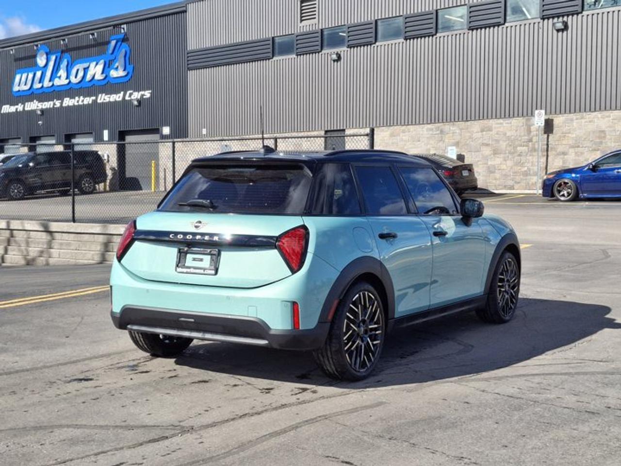 2026 MINI 5 Door Cooper S 5-Door | Leather | Sunroof | HUD | Nav | 360 Camera | Adaptive Cruise | and More ! Photo