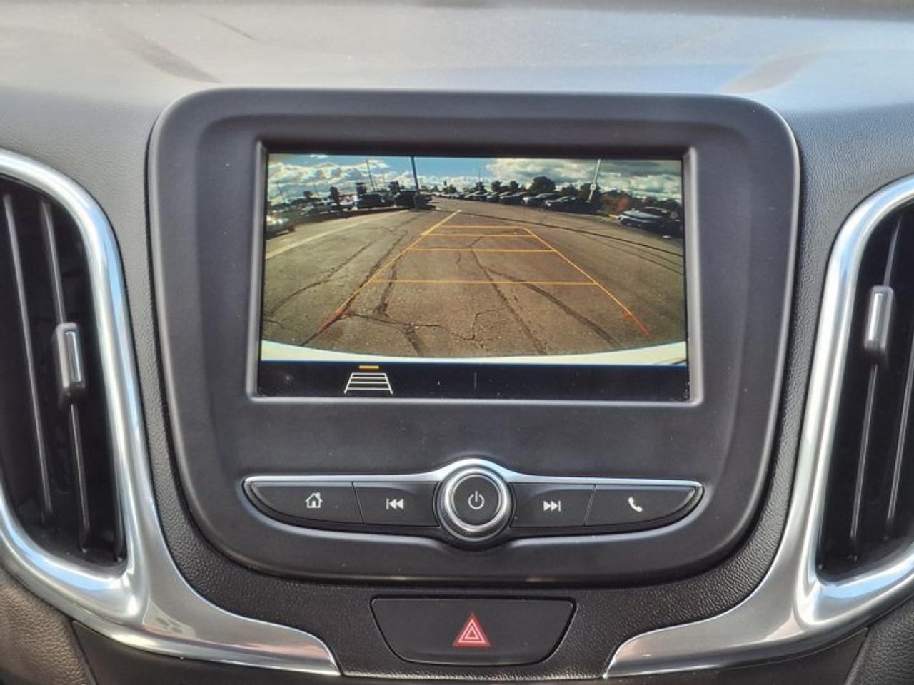 2019 Chevrolet Equinox LT AWD | Black Out Pkg | Heated Seats | Cruise Control | Remote Start | Carplay + Android and More ! Photo