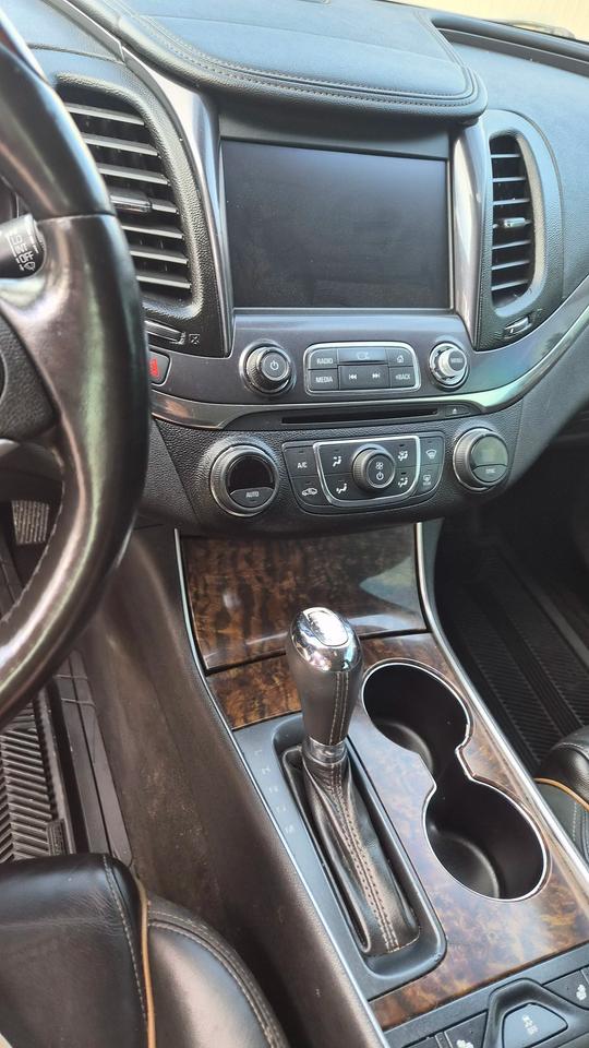 2014 Chevrolet Impala LTZ Photo