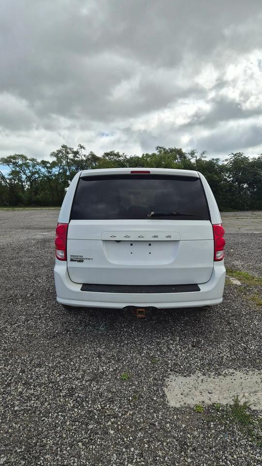 2015 Dodge Grand Caravan SXT Photo