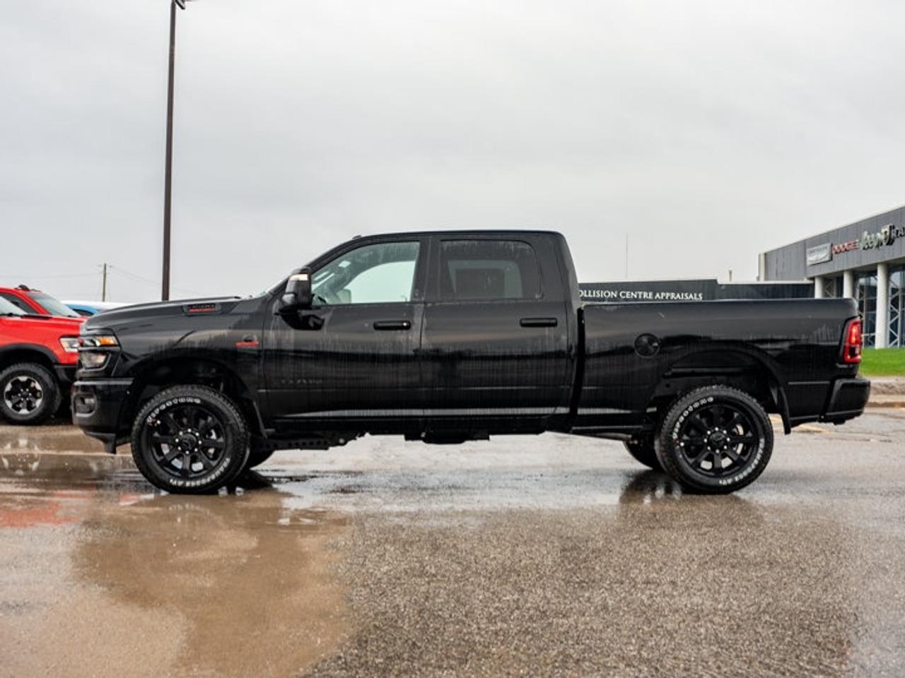 2026 RAM 3500 Big Horn Photo4